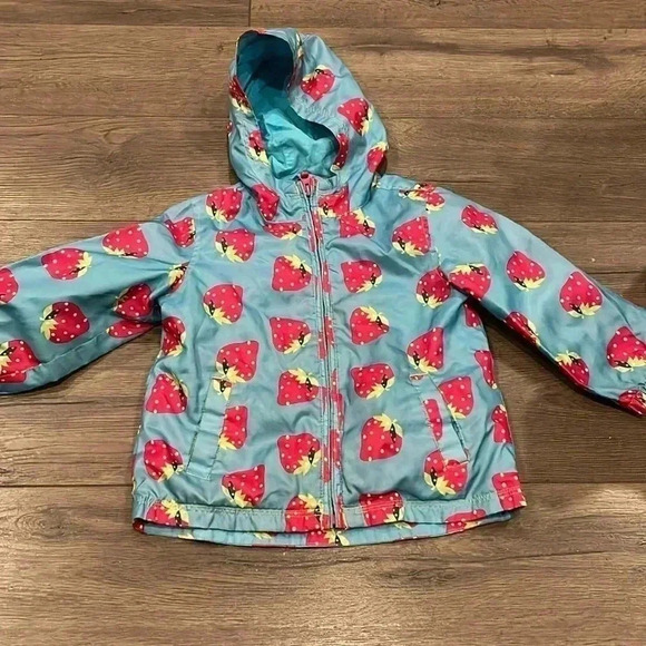 [2-3Y]NEXT  Strawberry Print Rain Windbreaker - Picture 1 of 8